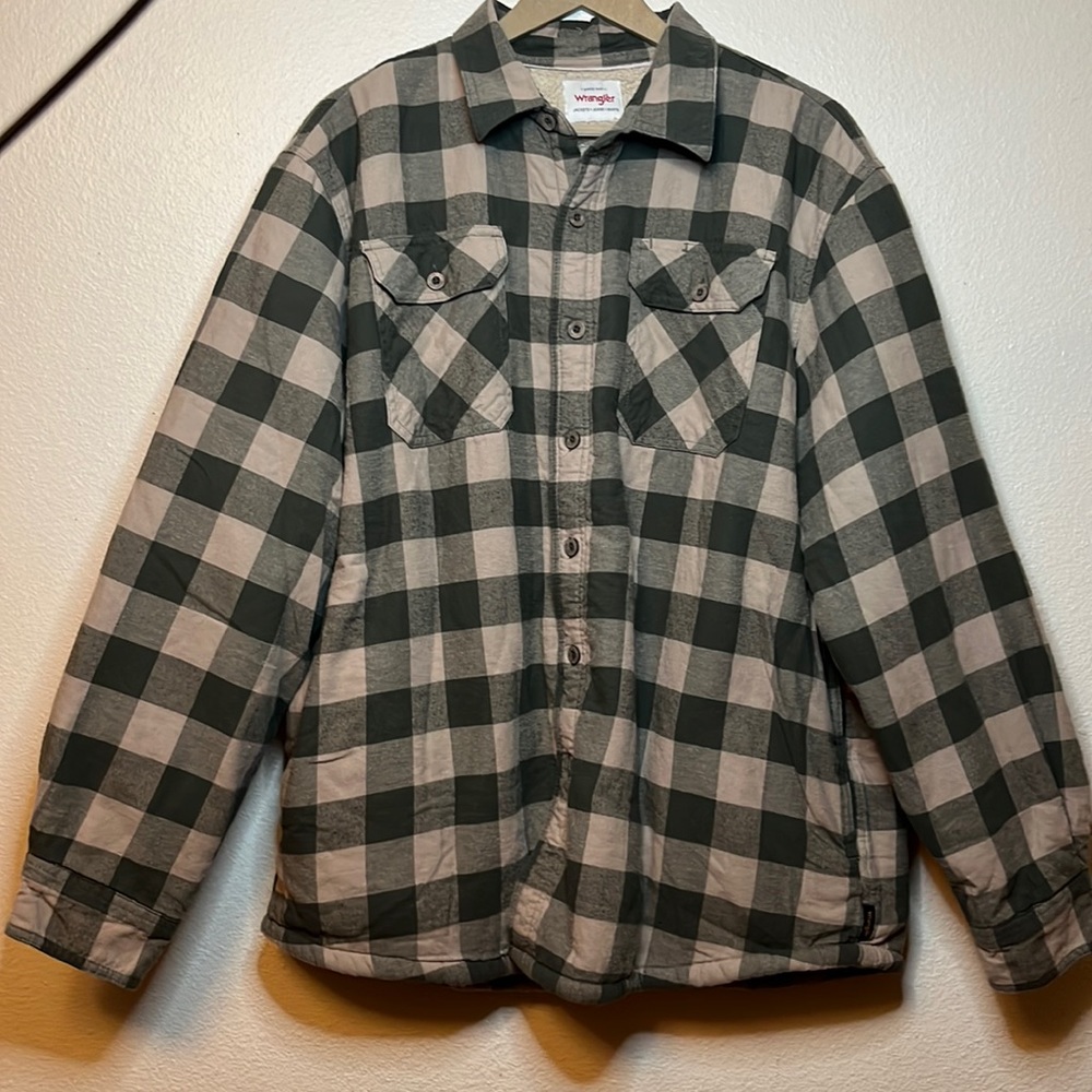 Wrangler flannel Sherpa jacket